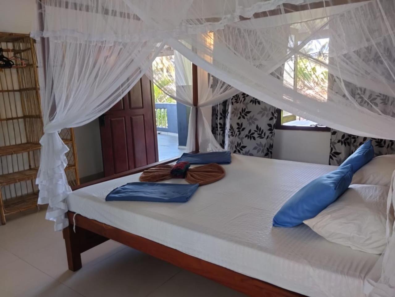 The Swiss Lankan Ahangama Room photo